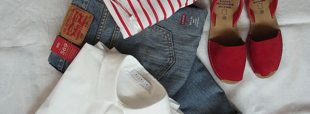 Aprenda como organizar roupas e sapatos sem mistério