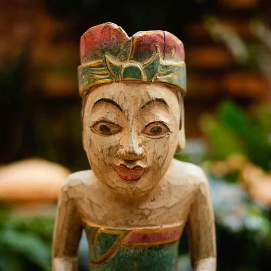 Escultura Músico Balinês Antik
