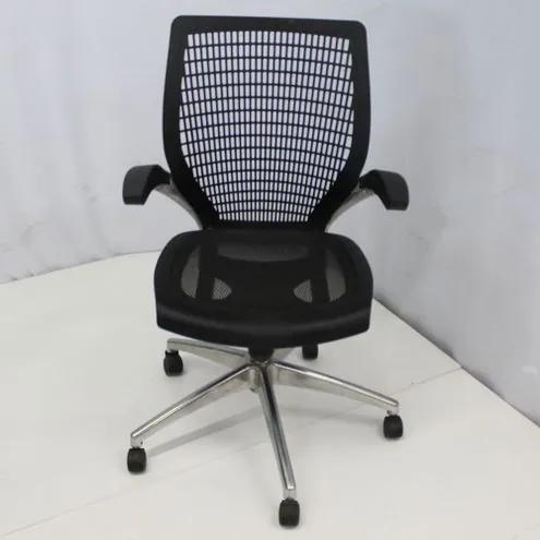 Cadeira Office OUTLET Hera Preta Base em Aluminio - 5 Sun House