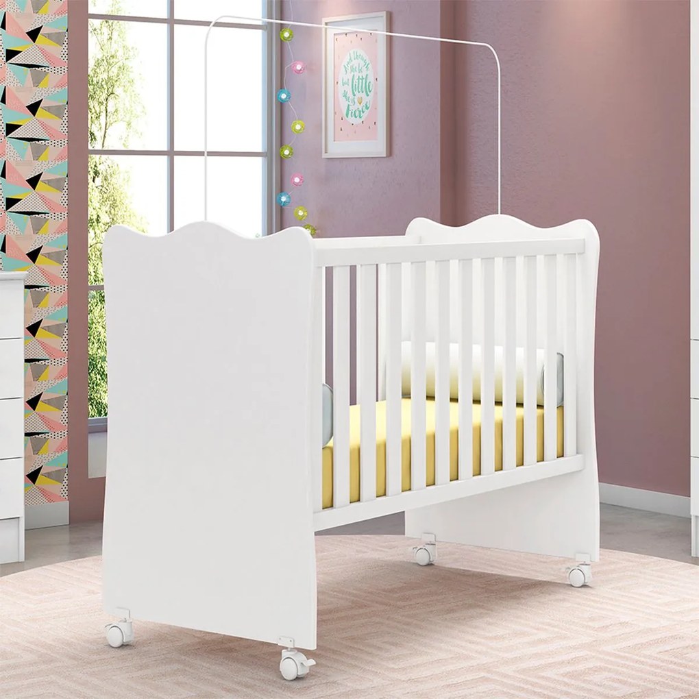 Kit Berço, Guarda Roupa Infantil 2 Portas 3 Gavetas com Cantoneira e Cômoda Infantil c/ Trocador 4 Gavetas Brilhar Q01
