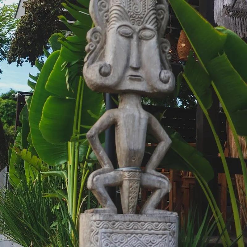 Escultura em Madeira Teka Timor 265cm