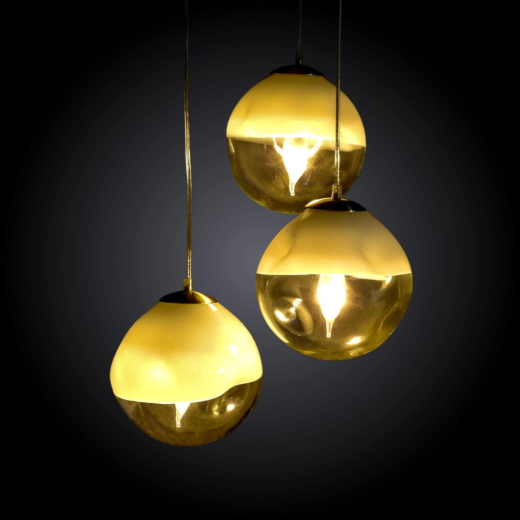 Pendente em Metal Dourado com Cúpulas - 50x50cm