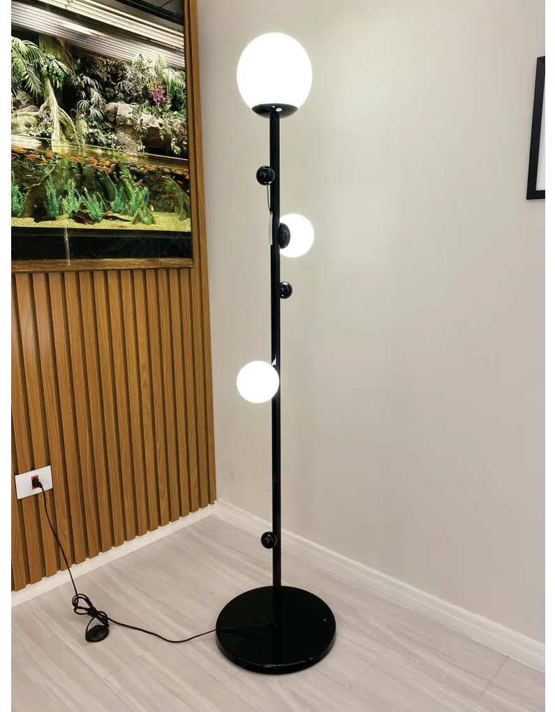 Luminária De Chão Graça 16X78X16Cm 03Xg9 Globo 12Cm - Usina 90031/3 (PT / CB-P - Preto Texturizado / Cobre Brilho Polido, Ambar)