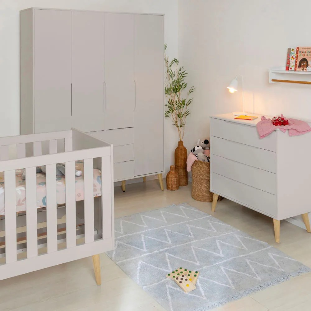 Kit Quarto Infantil com Pés Retrô Natural - Cômoda Elfe 4 Gavetas + Guarda-Roupa Elfe + Berço Mini Cama Noah - Areia Fosco