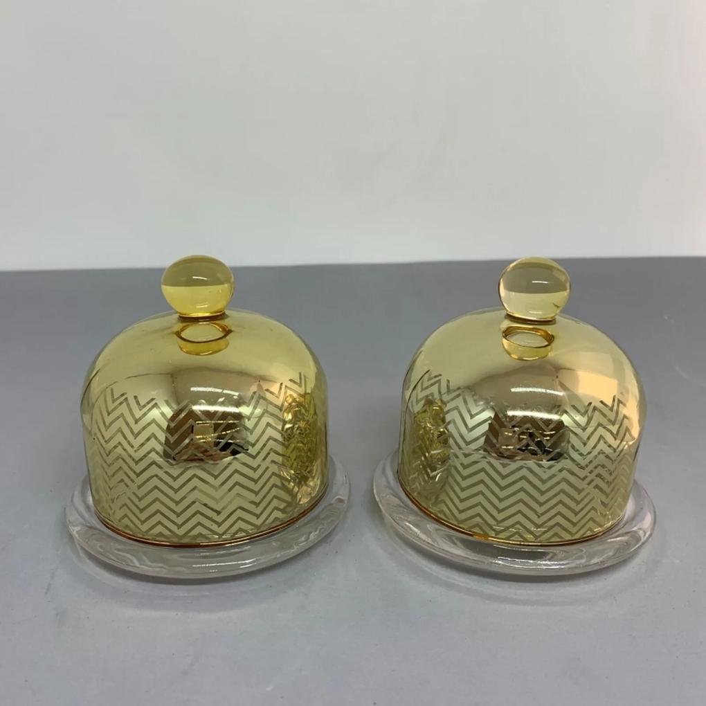 Jogo de duas mini cúpulas de vidro  dourado