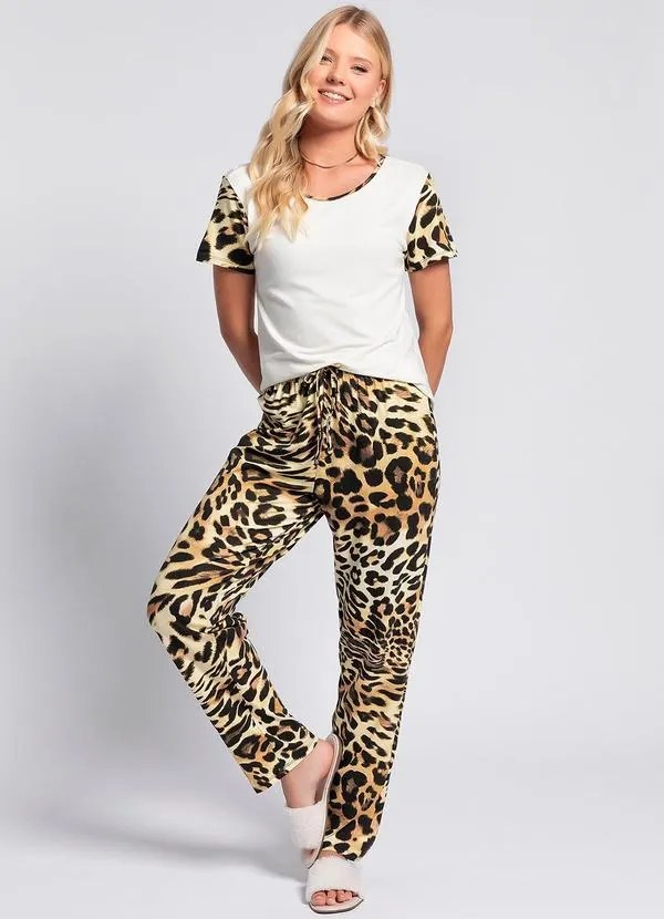 Pijama Animal Print em Malha de Viscose