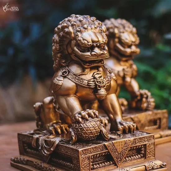 Esculturas Leões Fu Gold 25cm