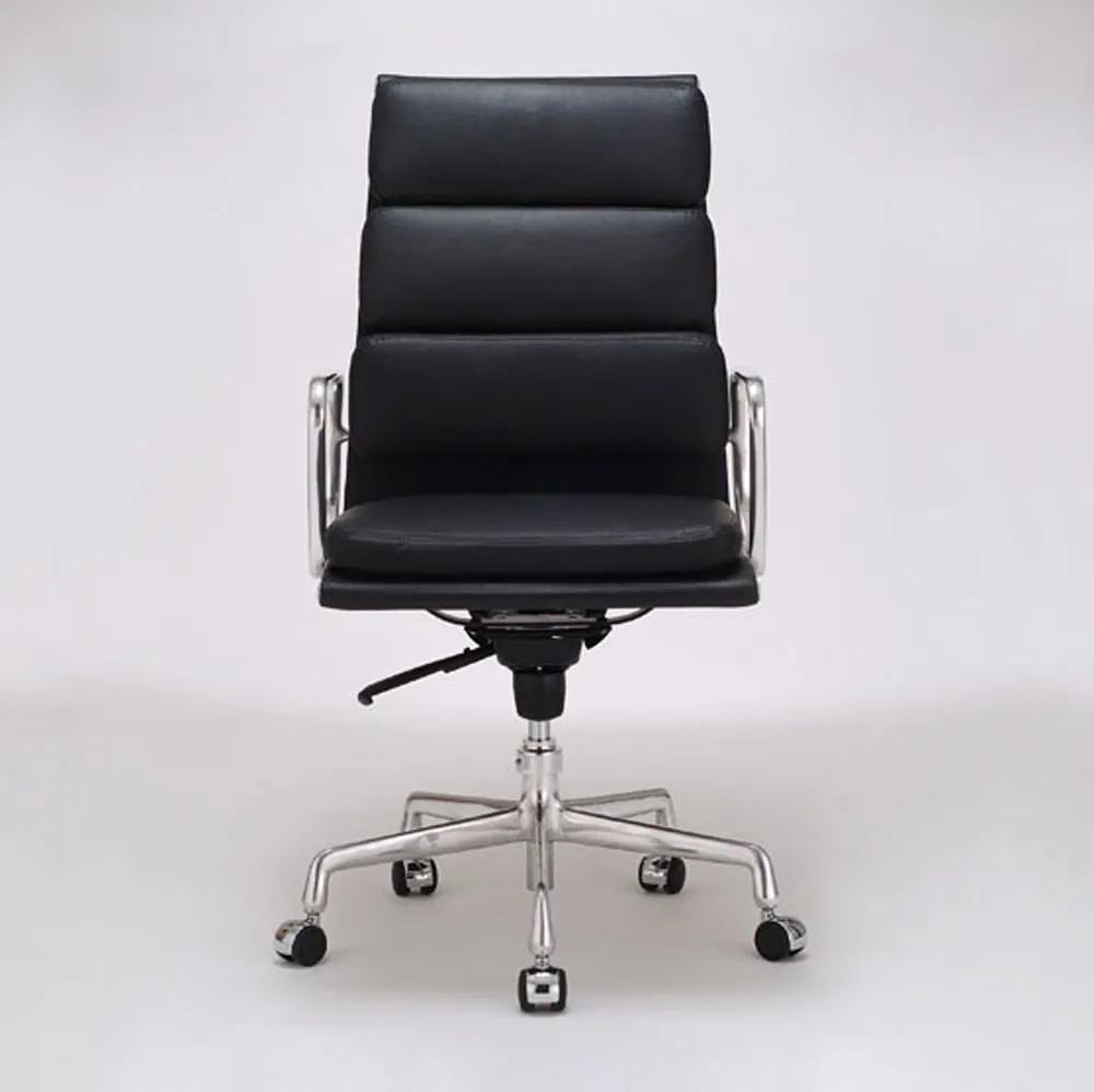 Cadeira com Braço Giratória EA437G Soft Pad Executiva Soft Pad 5 Patas Rodízios Clássica Design by Charles e Ray Eames