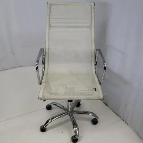 Cadeira Office OUTLET Telinha Alta Branca Aluminio - 1 Sun House