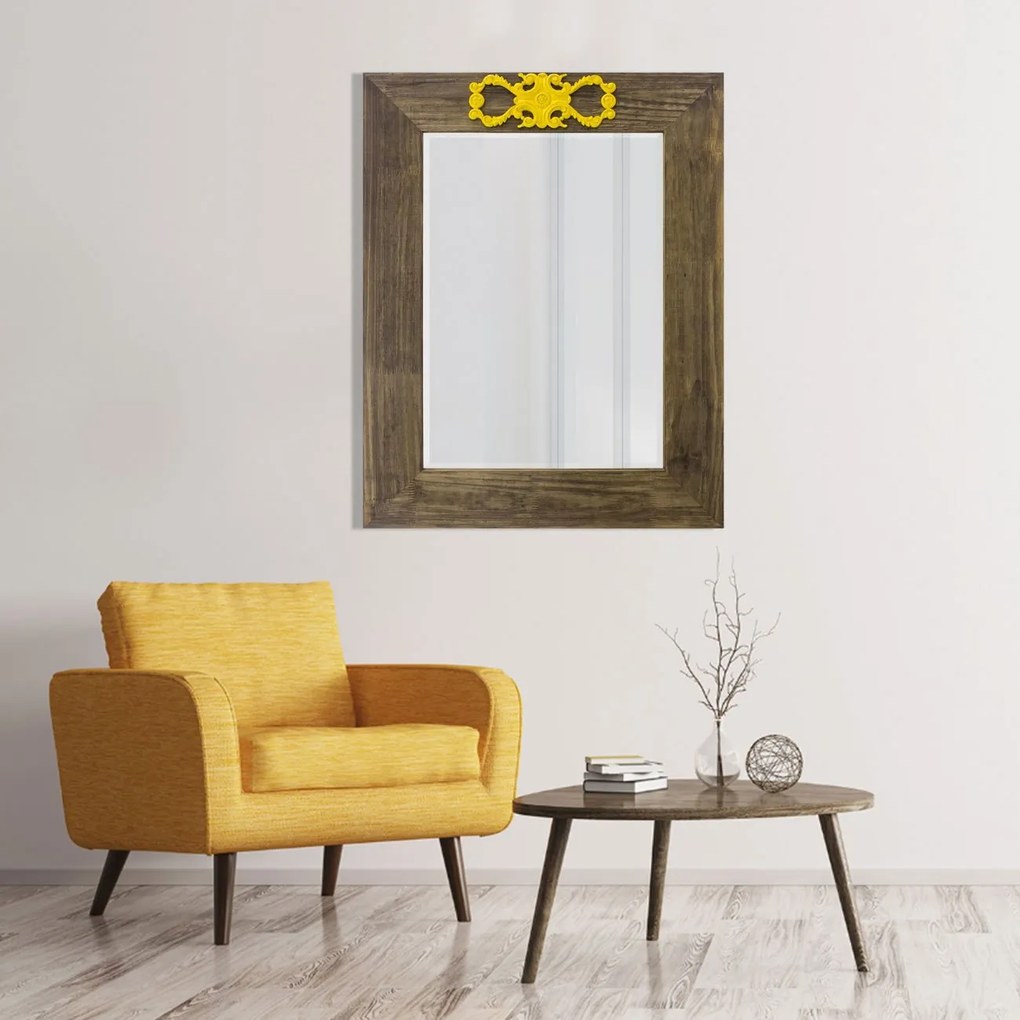 Espelho Decorativo Com Moldura Marrom E Aplique Amarelo