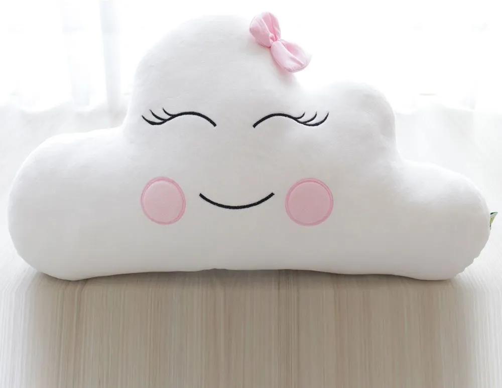 Almofada Decorativa Nuvem Feliz Soft com Laço Branca e Rosa