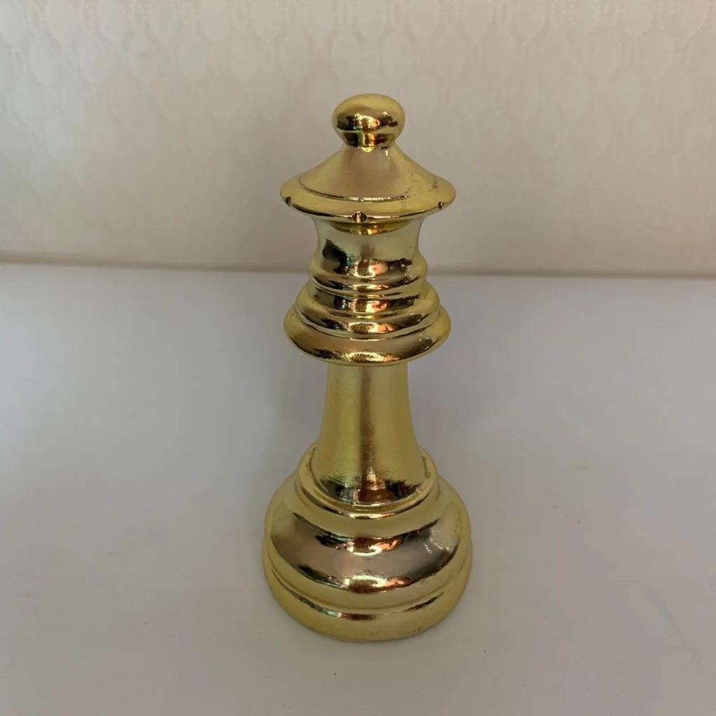 Enfeite de cerâmica peça de xadrez Rainha na cor dourado
