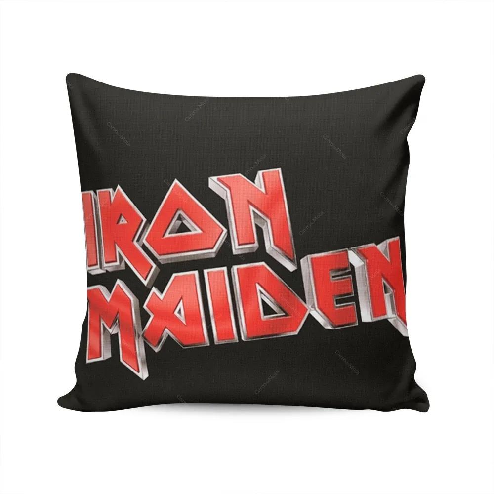 Almofada Iron Maiden - 37x37 cm