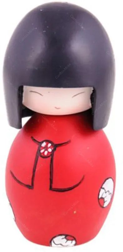 Boneca Decorativa Momiji Mania - Luka - Vermelha em Resina - 9x5 cm