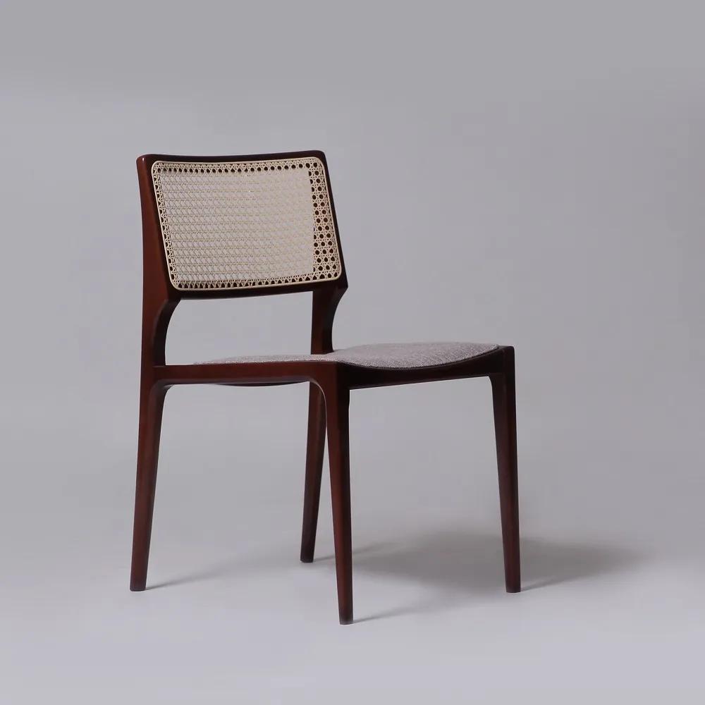 Cadeira Paglia Madeira Maciça Design by Studio Mais
