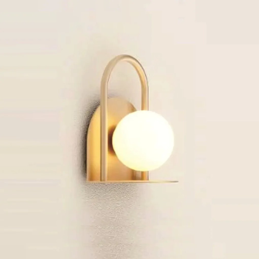 Arandela Graça 19X26X19Cm 01Xg9 Globo 10Cm - Usina 90040/1 (BT / CB-P - Branco Texturizado / Cobre Brilho Polido, Branco (Fosco))