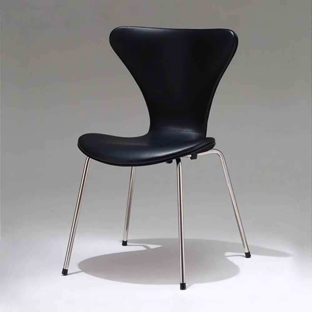Cadeira Série 7 Dinamarquesa Aço Inox Clássica Design by Arne Jacobsen