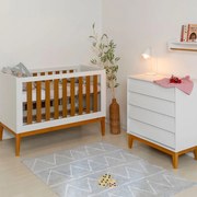 Kit Quarto Infantil Noah com Pés Square Mel - Berço Mini Cama + Cômoda 4 Gavetas - Branco e Savana