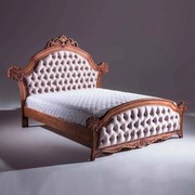 Cama Premier Capitonê Madeira Maciça Design Clássico Avi Móveis