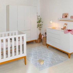 Kit Quarto Infantil Elfe Branco Fosco - Cômoda 4 Gavetas e 1 Porta + Guarda-Roupa + Berço Mini Cama Noah com Pés Square em Madeira