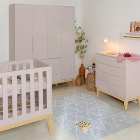 Kit Quarto Infantil Elfe Rosa Fosco Cômoda 4 Gavetas + Guarda-Roupa + Berço Noah com Pés Square em Madeira Natural