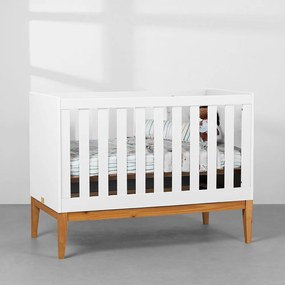 Berço Mini Cama Noah com Pés Square Mel – Branco Fosco